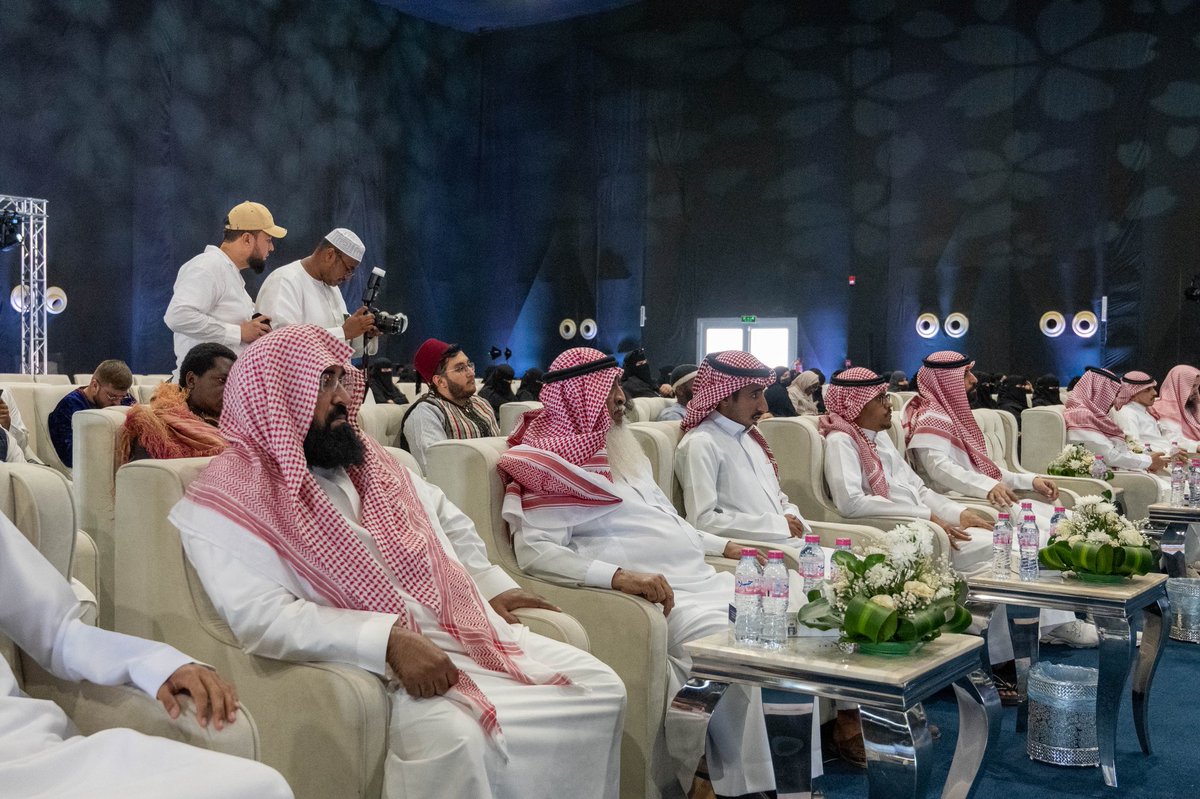 كلية الحقوق والعلوم الإسلامية الأهلية tweet media