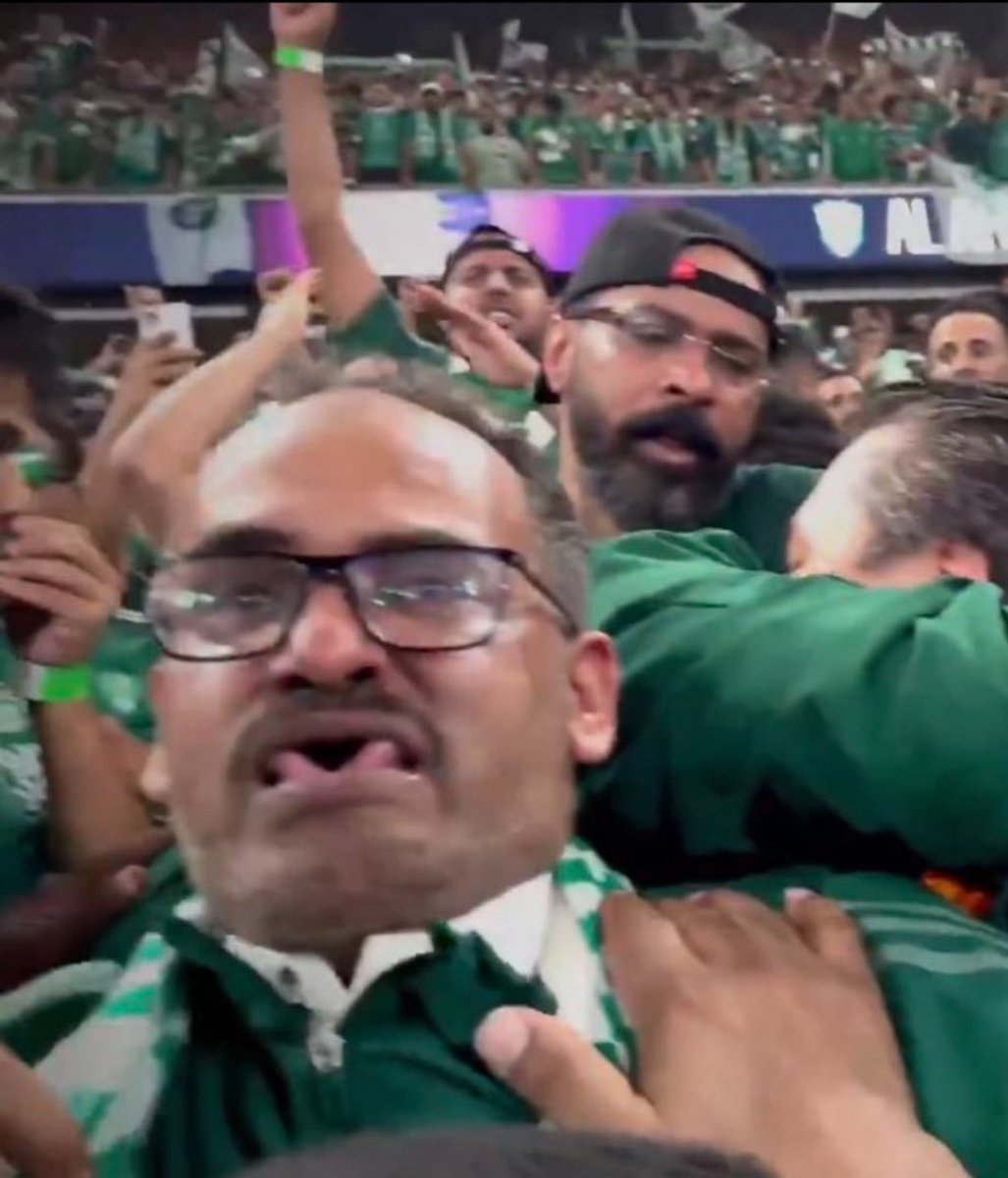 عايض بن سعود H15💛 tweet media