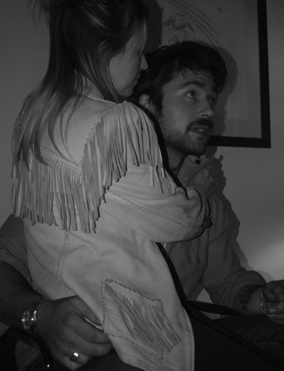 𝒟𝑢𝘵𝑡𝘰𝑛 , 𝒮𝑝𝑒𝑛𝑐𝑒𝑟. tweet media