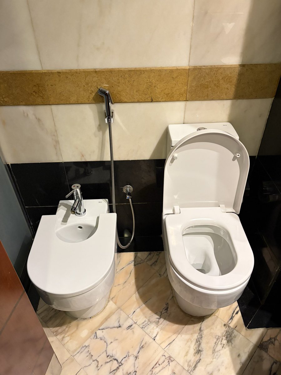 irbahsalss tweet media