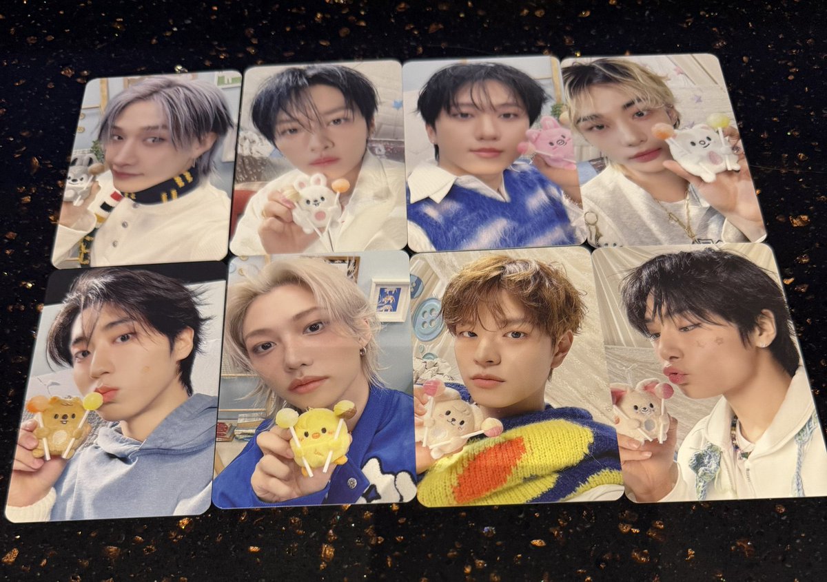 Stray Kids straykids スキズ ペンミ stay in our little house 入場特典 交換 トレカ　共同

譲　4/5 🐖🐇

求　交換3/28🐶
　　買取4/5 2500円　＋送料
(買取は価格交渉⭕️)

代行様に依頼済
交換の場合郵送希望です
検索からもお気軽にお声掛けください🍀