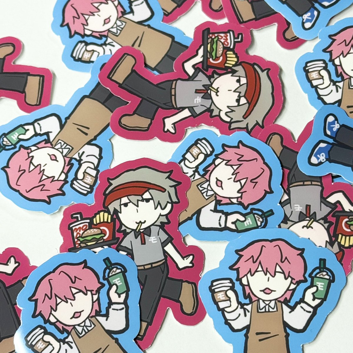 へるた tweet media