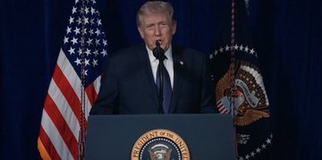 TheMoonHailey's tweet image. 🚨 BREAKING 

🇺🇸🇮🇷 US and Iran are discussing a 45-day ceasefire deal that could lead to a permanent end to the war, Per Axios.

Oil drops -4% to $110 on the news.