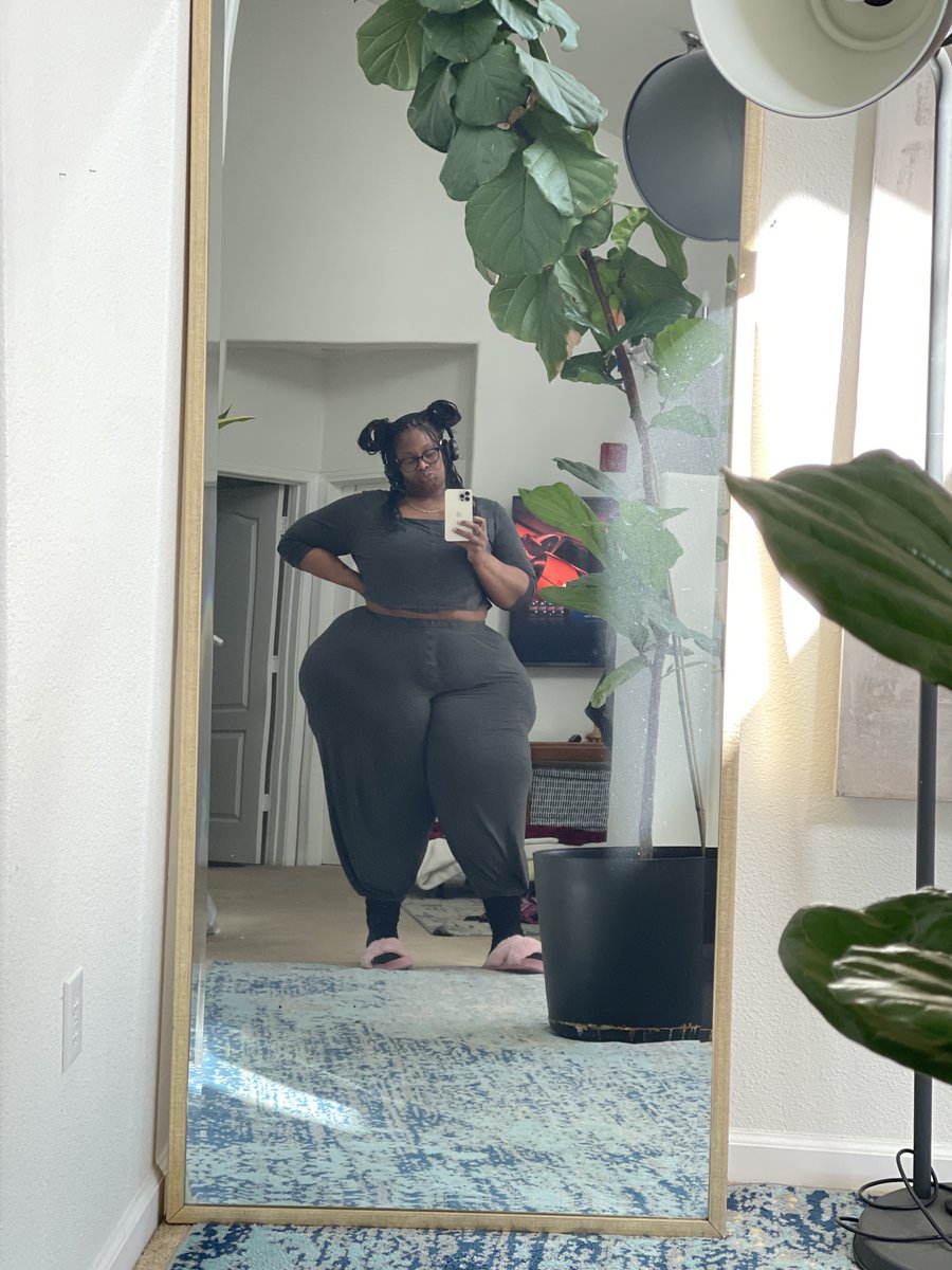 theAssstronaut tweet media