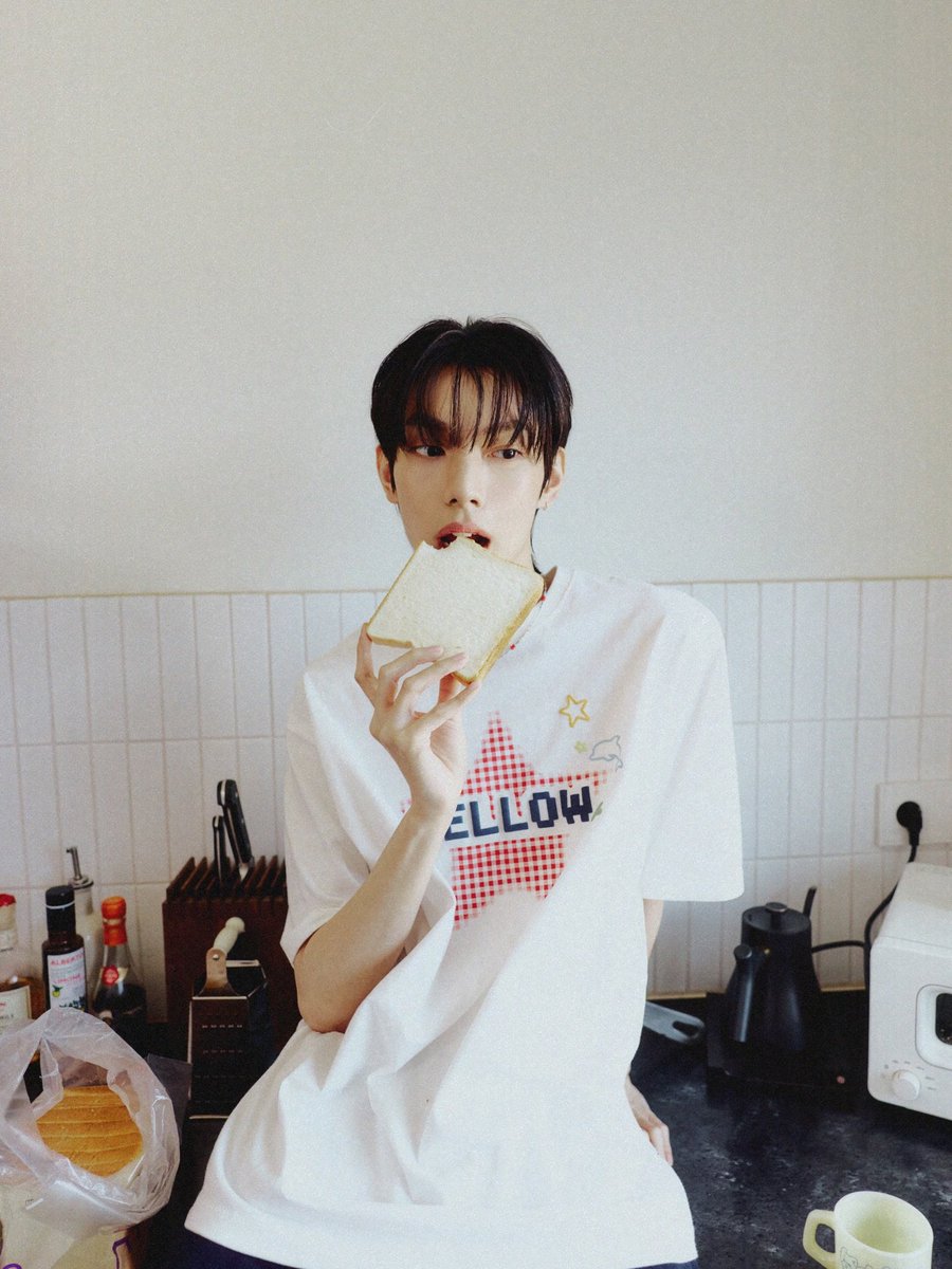 chuei liyu pics tweet media