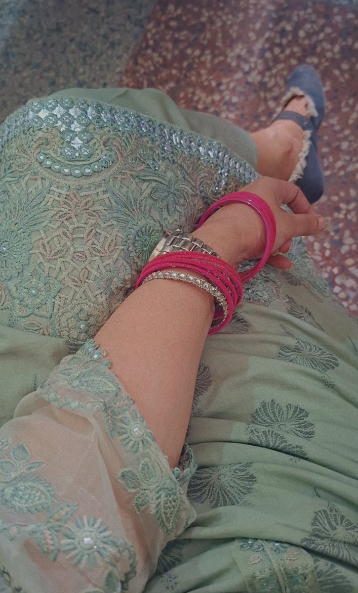 C⁸H¹⁰N⁴O² ڈی جی tweet media