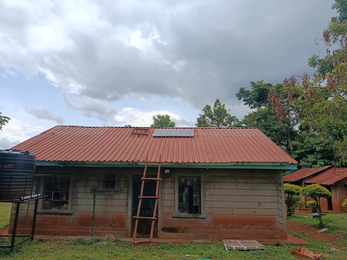 atheltechnology's tweet photo. ☀️ Fresh from yesterday’s installation in Bunyala, Busia County!
Our Double Plate #EcoMpishi Solar Cooker is now proudly serving a family with free, clean, and efficient cooking power straight from the sun

#SolarCooker #Bunyala #Busia #MadeInKenya #AthelEnterprises #Kenya https://t.co/Trg1VqCBUk