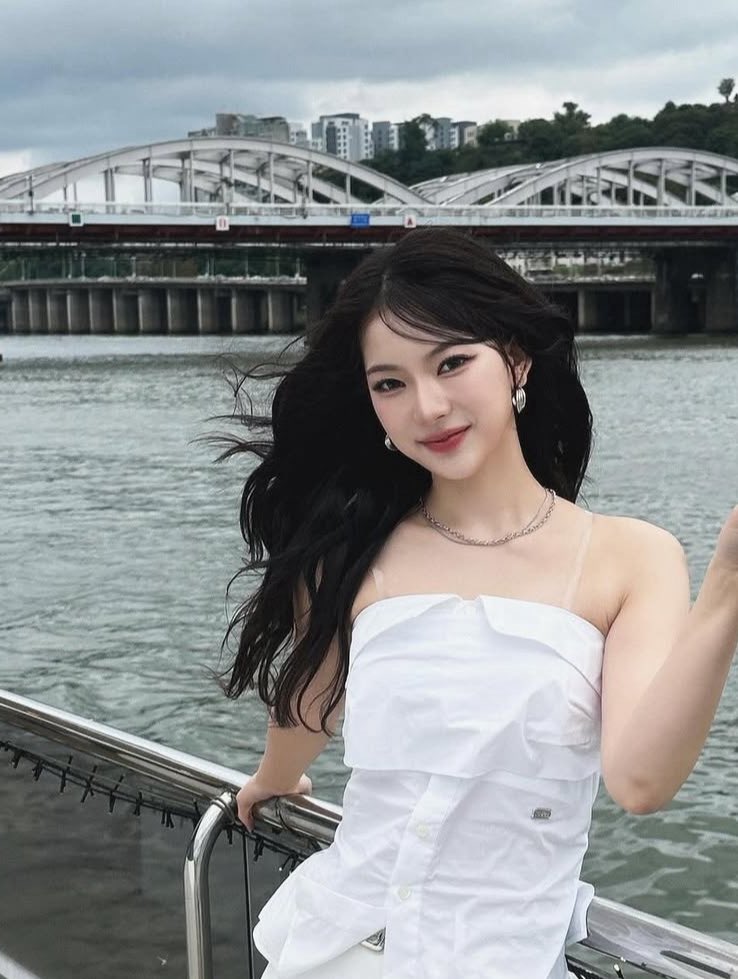아이사 tweet media