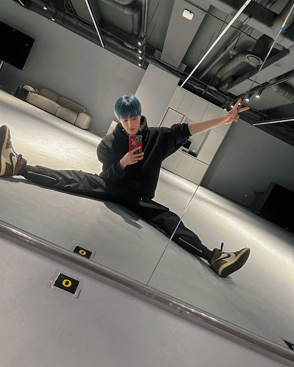 (.◜◡◝) tweet media