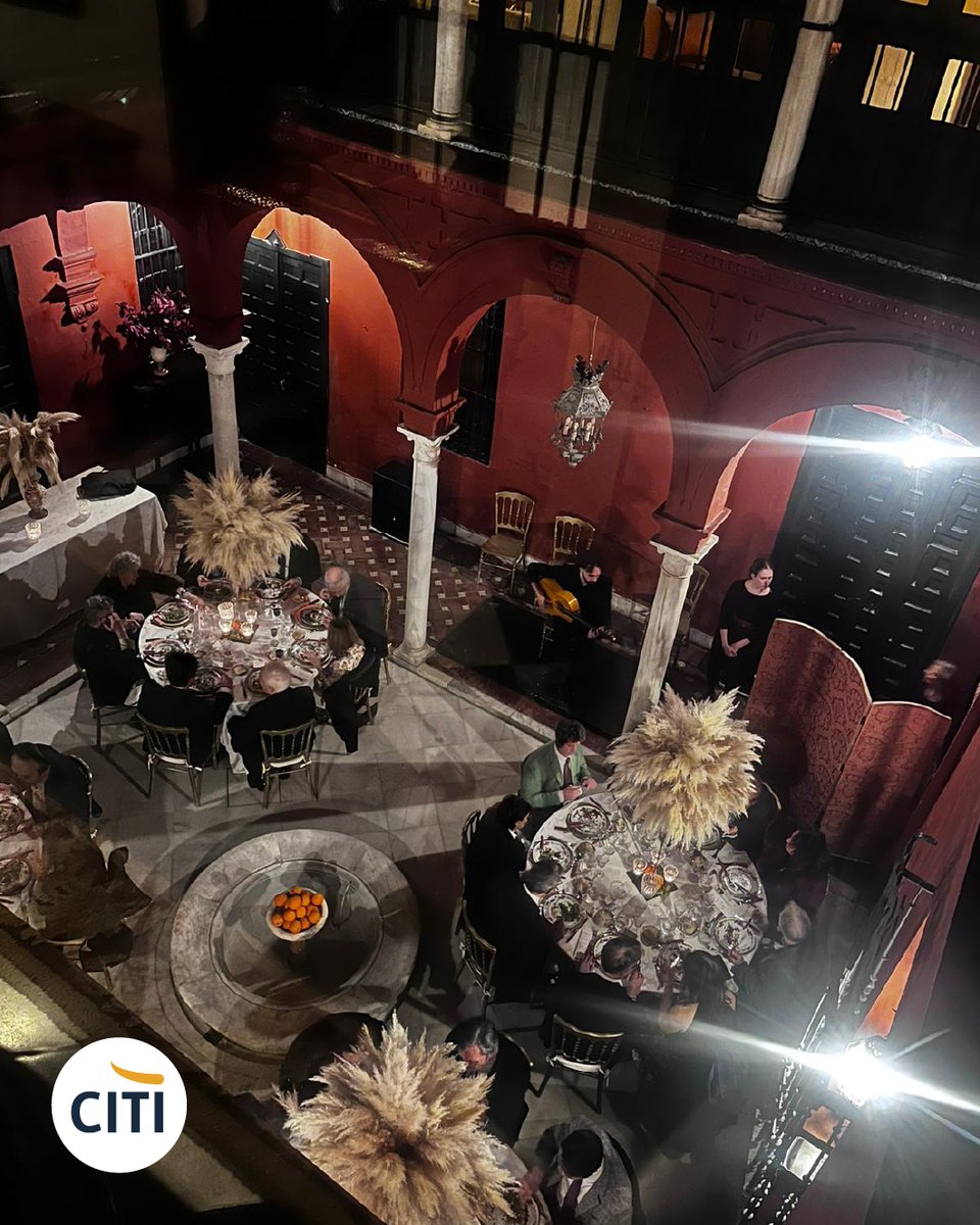 Seville at its finest ✨

An exclusive gala dinner in a noble palace, ending with an unforgettable flamenco performance.

#MICE #Seville #SpainEvents
