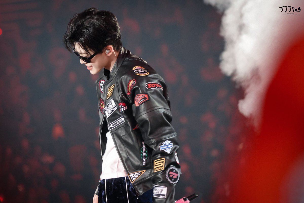 Jianajiajia tweet media