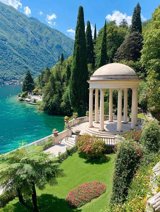 AppartDesign's tweet photo. Lake Como, Italy https://t.co/Khc3hLQull