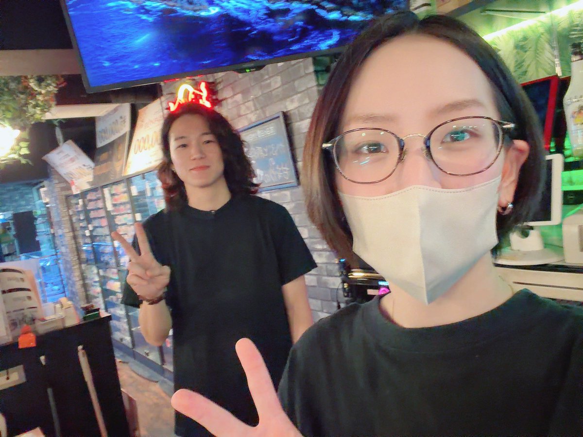 Darts Bar Famous tweet media