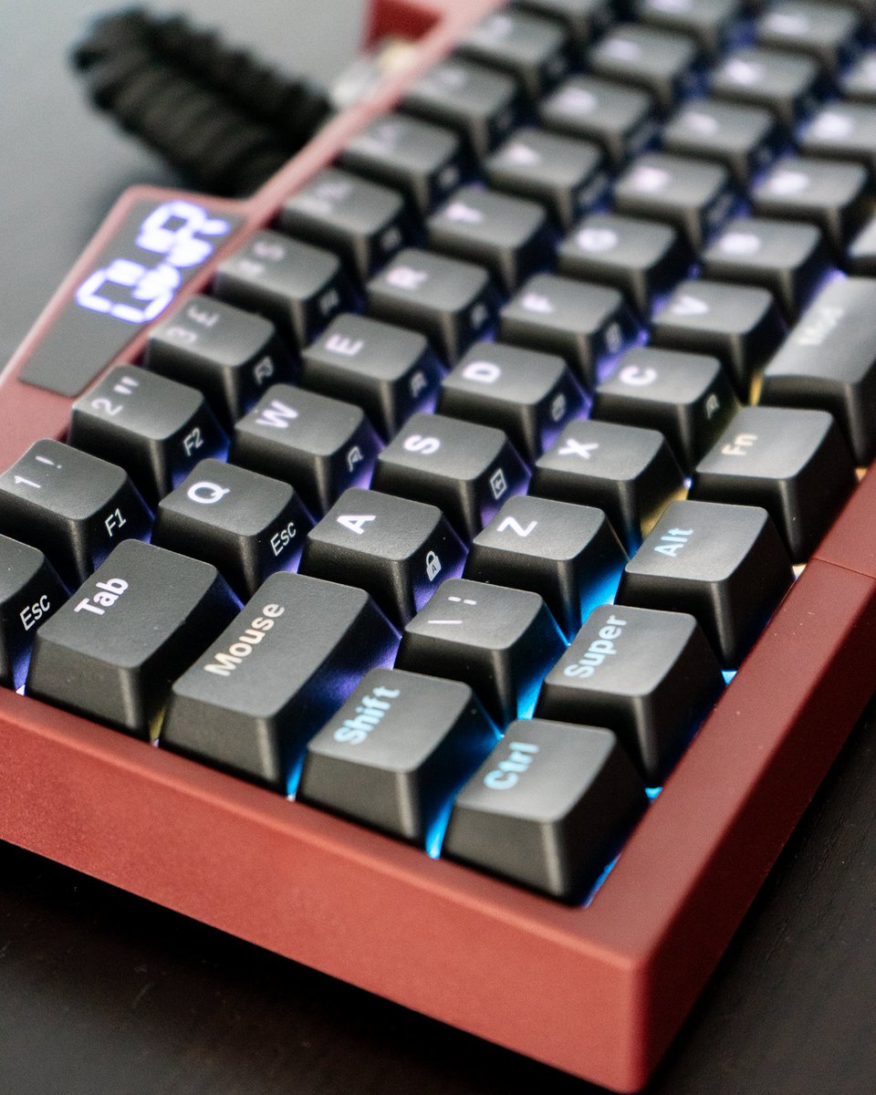 Ult. Hack. Keyboard tweet media