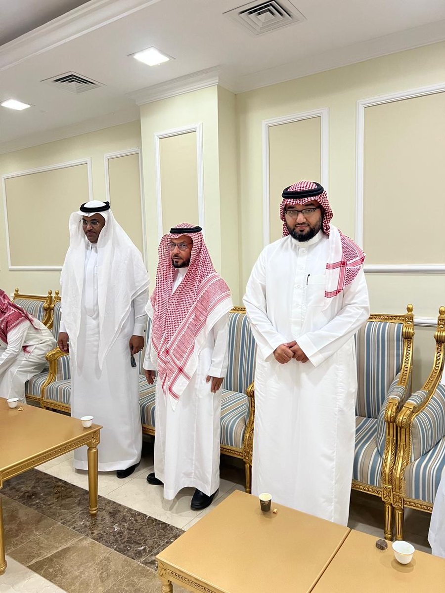 مركز الإرشاد والتوجيه tweet media