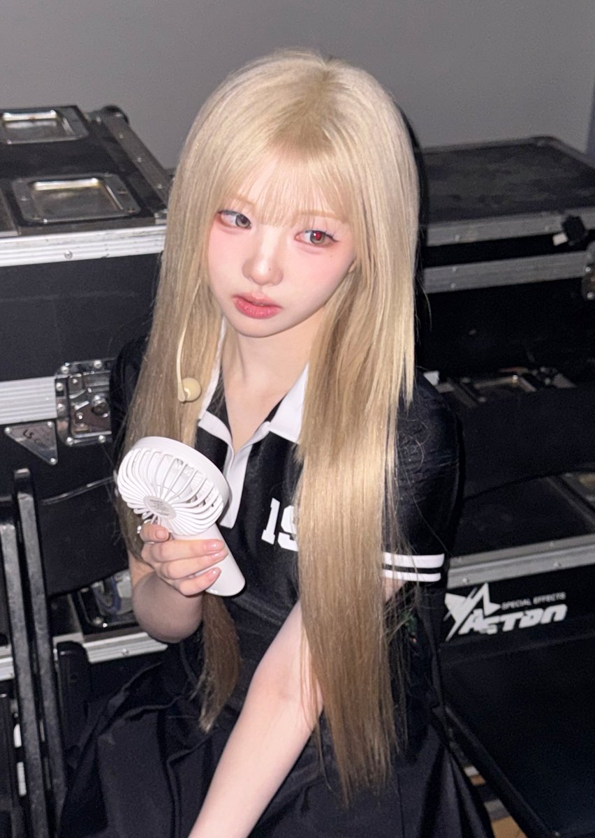 tripleS official tweet media