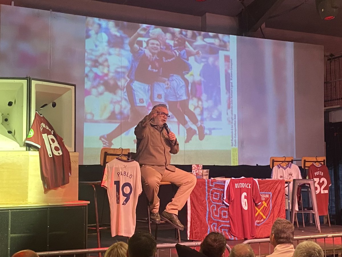 jwebbowebster's tweet photo. What a blast. ⁦@MartinAllen1965⁩  was an amazing host. ⁦@RealRazor⁩ a top guest! ⁦@WestHamWayCom⁩ is such a great gig. Shame the rest of the day didn’t go as well. COYI ⚒️ https://t.co/MWyLwXdR1J
