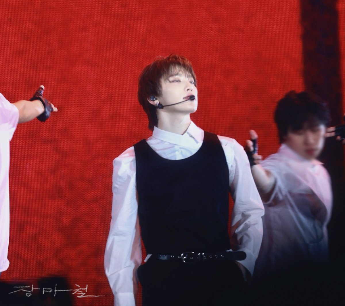 first_mooncake's tweet photo. 260405 Inchon_new encore D2

#디노 #DINO #이찬 #李灿 https://t.co/USxfeTuSHR