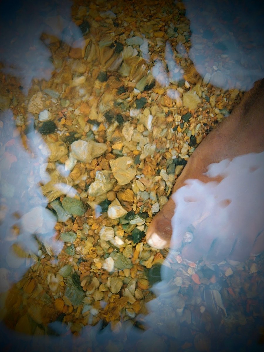 𝔅𝔩𝔞𝔠𝔨 𝔥𝔢𝔞𝔯𝔱🖤𝔅𝔩𝔞𝔠𝔨 𝔦𝔰 𝔭𝔬𝔢𝔱í𝔠 tweet media