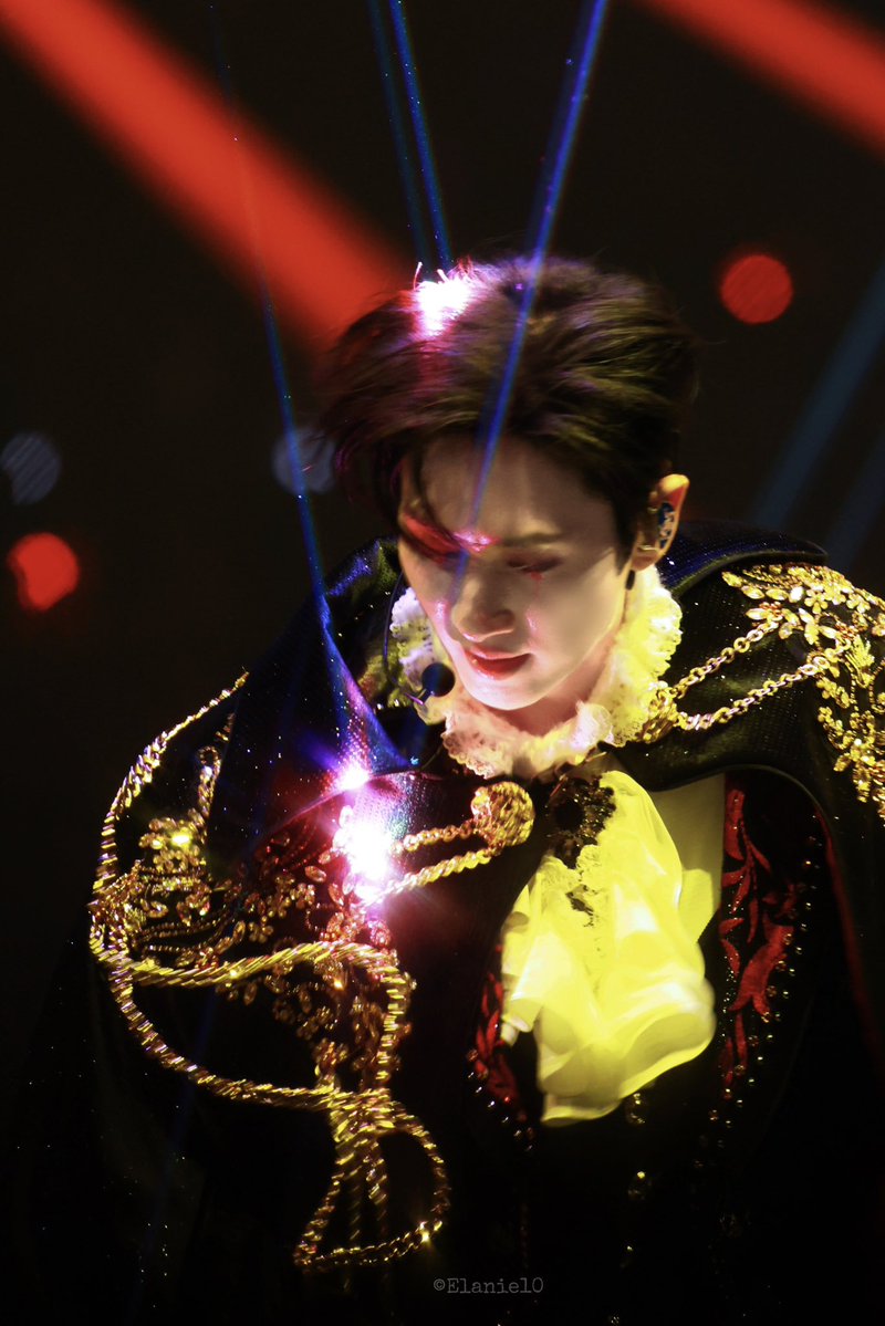 elanie082418 tweet media