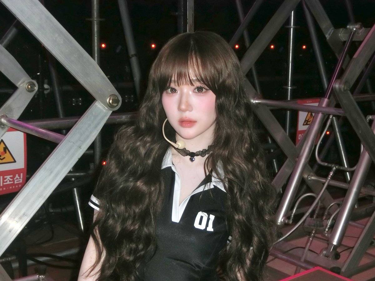 tripleS official tweet media