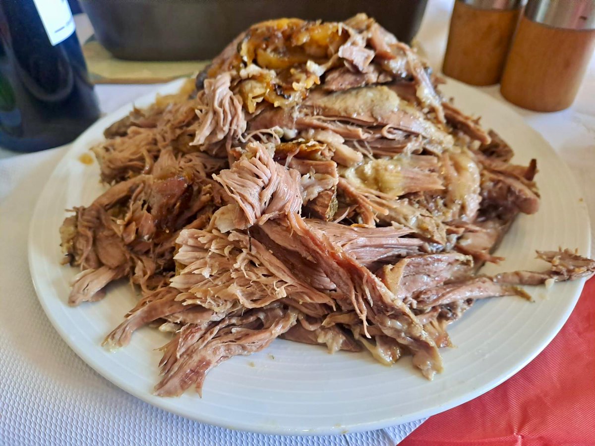 ComeToWells tweet media