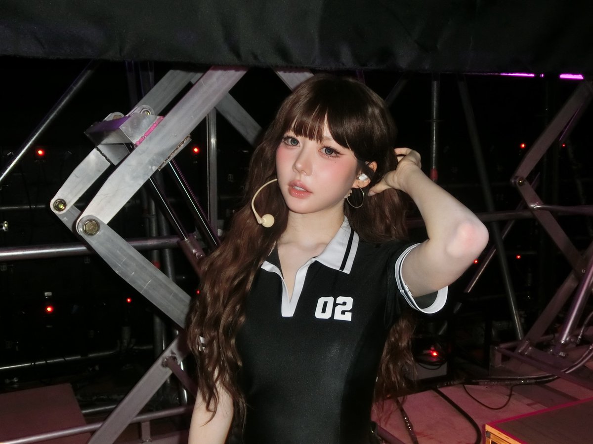 tripleS official tweet media