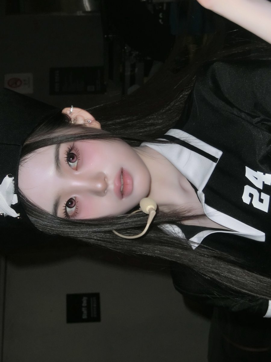 tripleS official tweet media