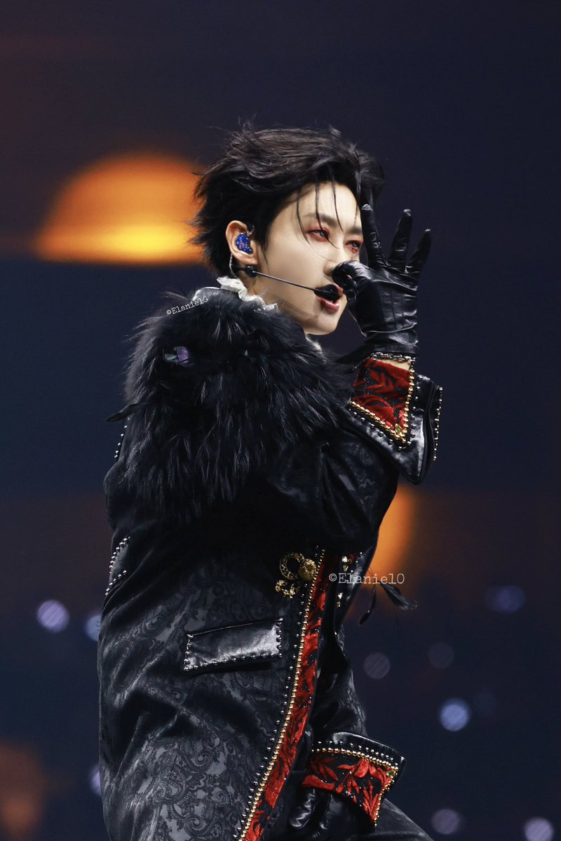 elanie082418 tweet media