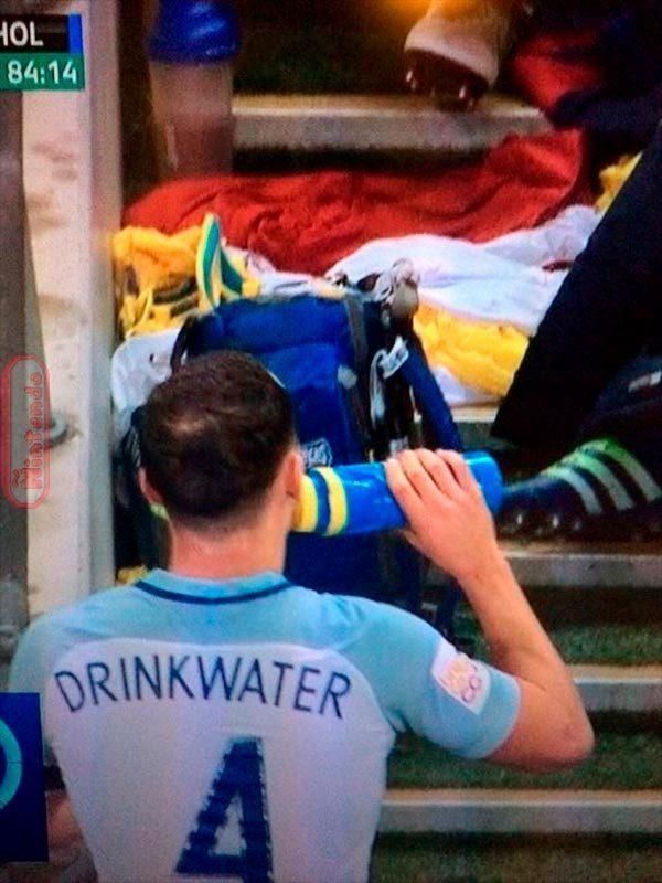 Out Of Context Football tweet media