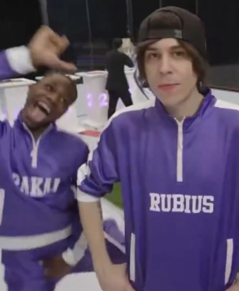 ciro😺🥐 tweet media