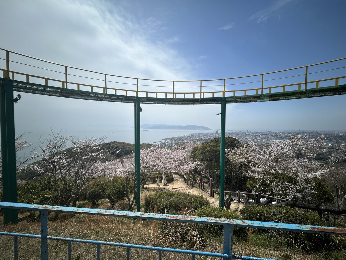 Chihara2025's tweet photo. 今日は須磨浦公園のロープウェイにのって春を満喫しました☺️ https://t.co/ZOUyVzm48m
