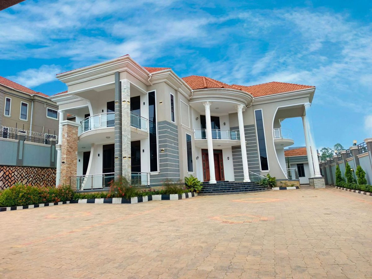 House for sale located in Kira near Kampala 6 bedroom house Selling ...