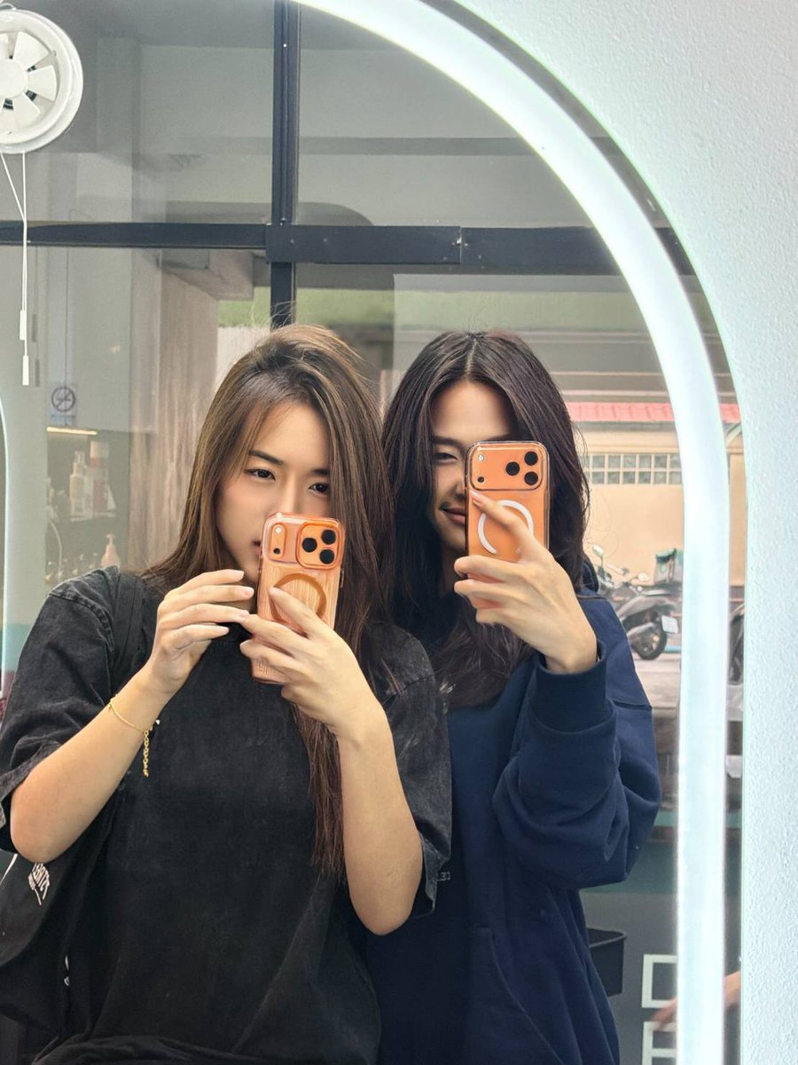 z61lvMG39X69151's tweet image. เหมือนสิ่งนั้นมากคุณพี่ เขินว่ะ #PrangLy #ปรางลี่