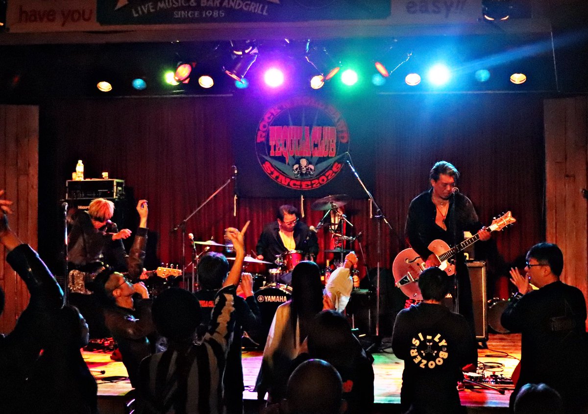 テツオロック tweet media