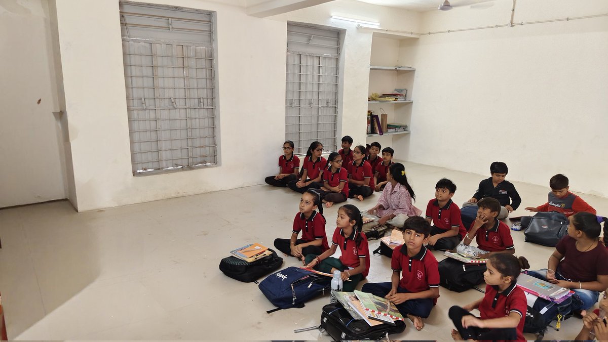 આજ રોજ આયુષમાન આરોગ્ય મંદિર બંટીયા ખાતે પે સેન્ટર શાળા ખાતે મુલાકાત લેવામાં આવી તેમાં બાળકો ને હિટ વેવ વિશે જાણકારી આપી અને જરૂરી માર્ગદર્શન આપવામાં આવ્યું.. #HeatWave #AtletiBarça #HealthEducation #healthcarein #Awerness #rimjhim #HealthyEats