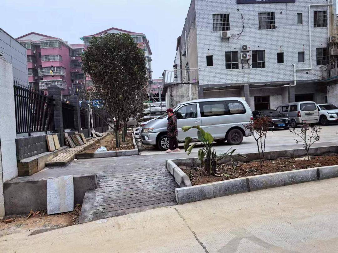 Claude GALLEZ tweet media