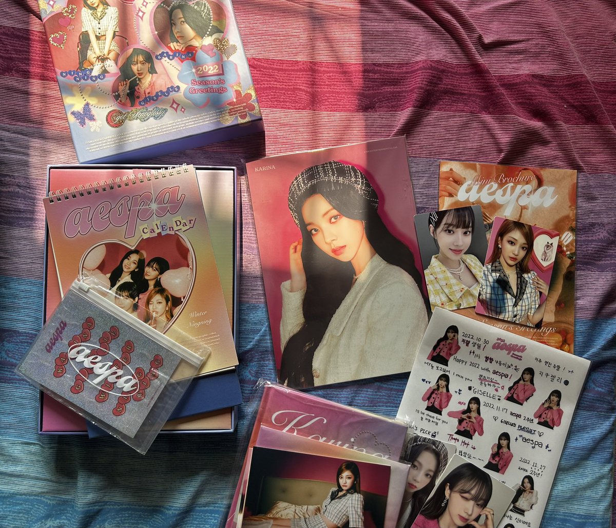 jnkrndior's tweet photo. WTS LFB PH AESPA SG

-complete inclus except pc
- ₱1000
-dm for info

t. wls lfb ph aespa karina giselle winger ningning season’s greetings sg 2022 https://t.co/fU2ynJSMhG