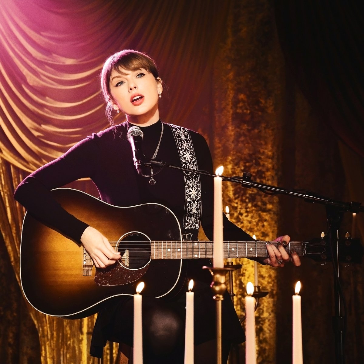 Taylor Swift in 4k tweet media