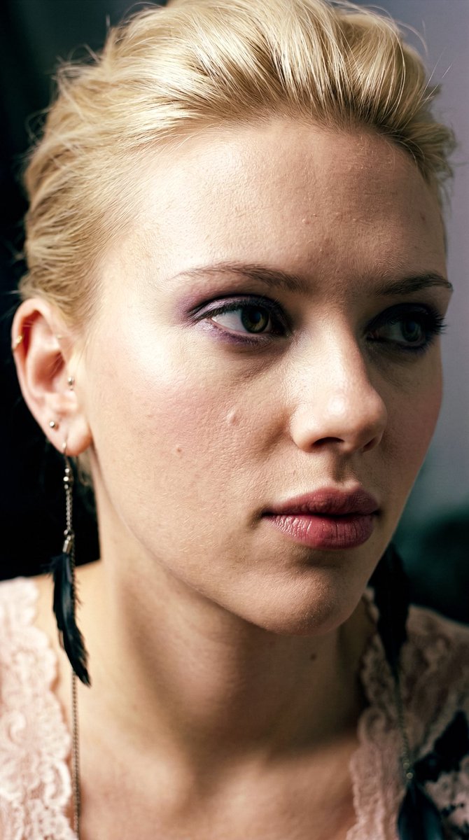 Scarlett Johansson tweet media