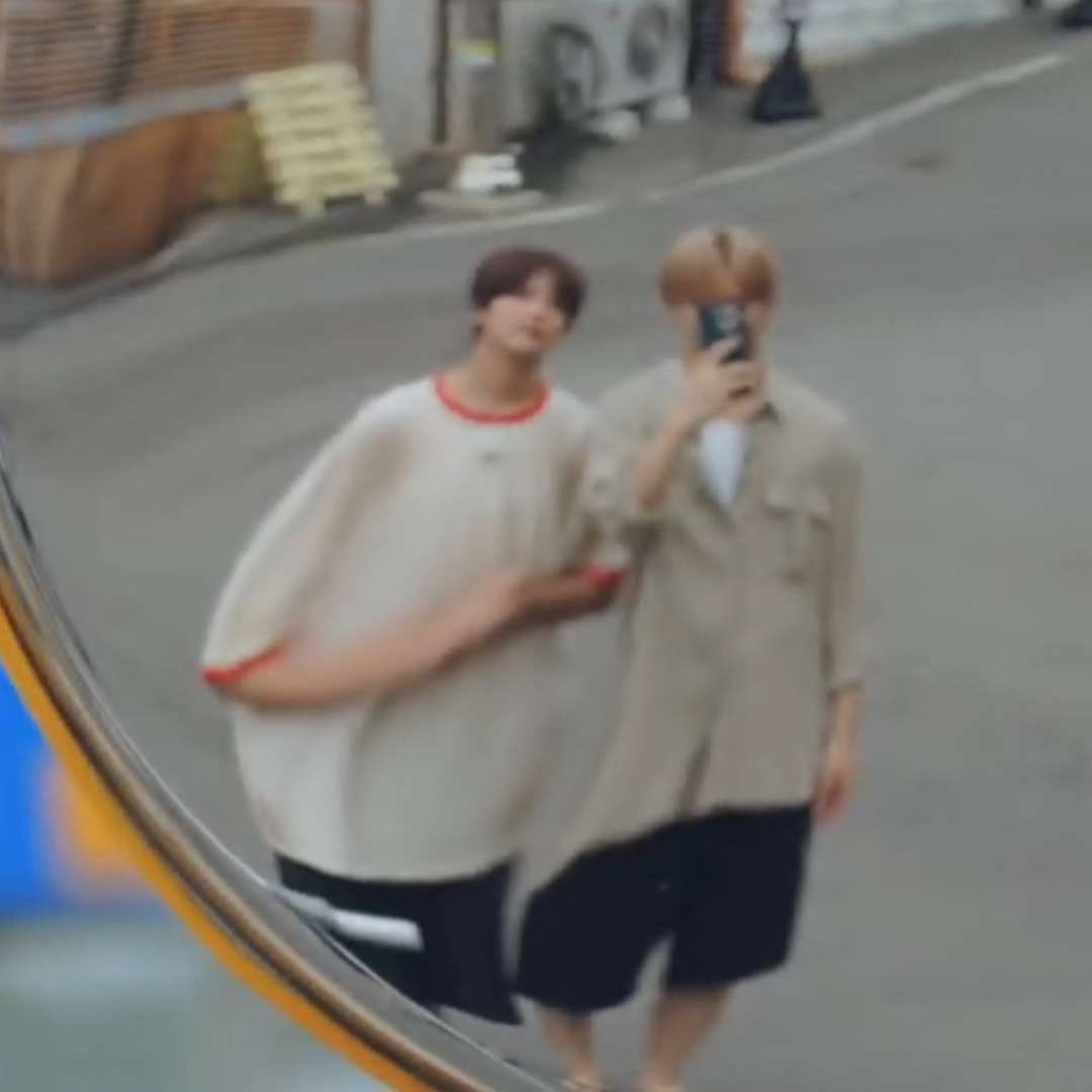 잔D #TASTE tweet media