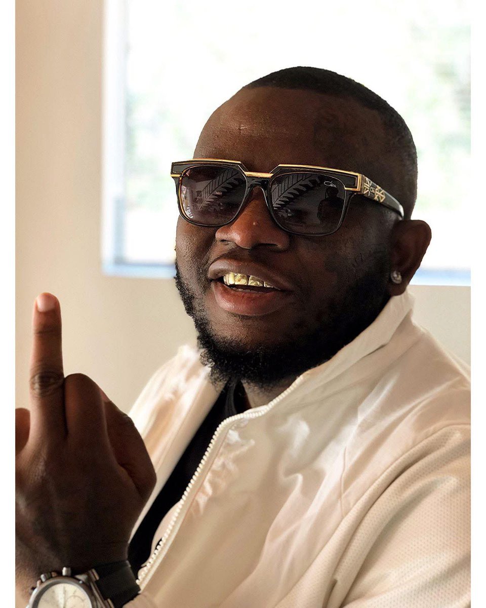 Msunu ka Johann Rupert tweet media