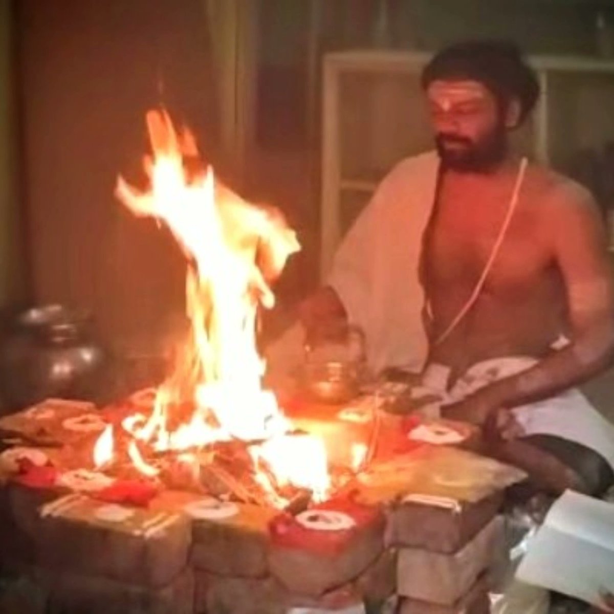 Kaivalya tweet media