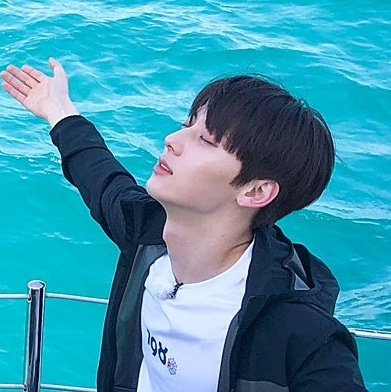 량🍑🧡 tweet media