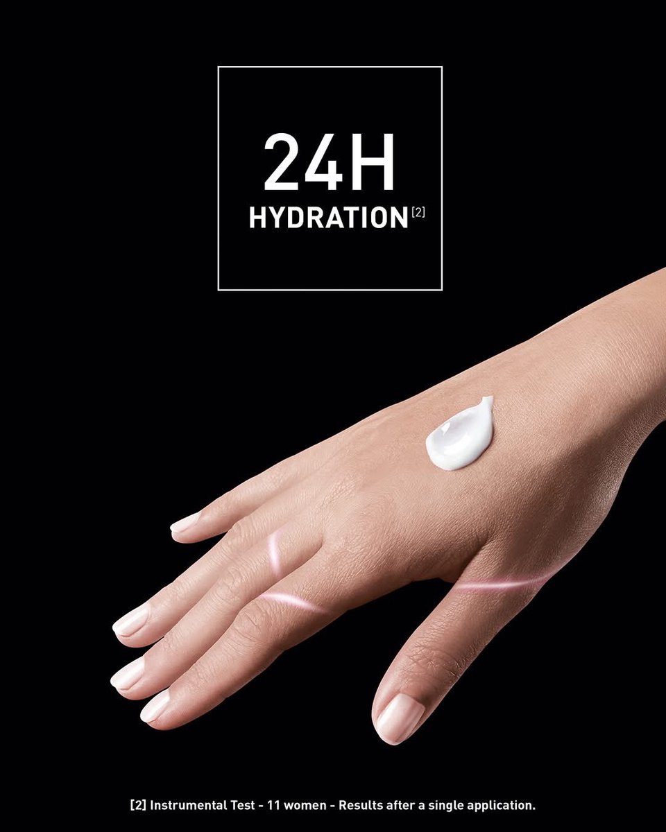 FilorgaSA's tweet photo. Laser-inspired hand care ✨

Targets dark spots (-29%) + delivers 24h hydration. Lightweight, non-greasy—hands feel smooth, even &amp; moisturised https://t.co/x1YDOxsR7H