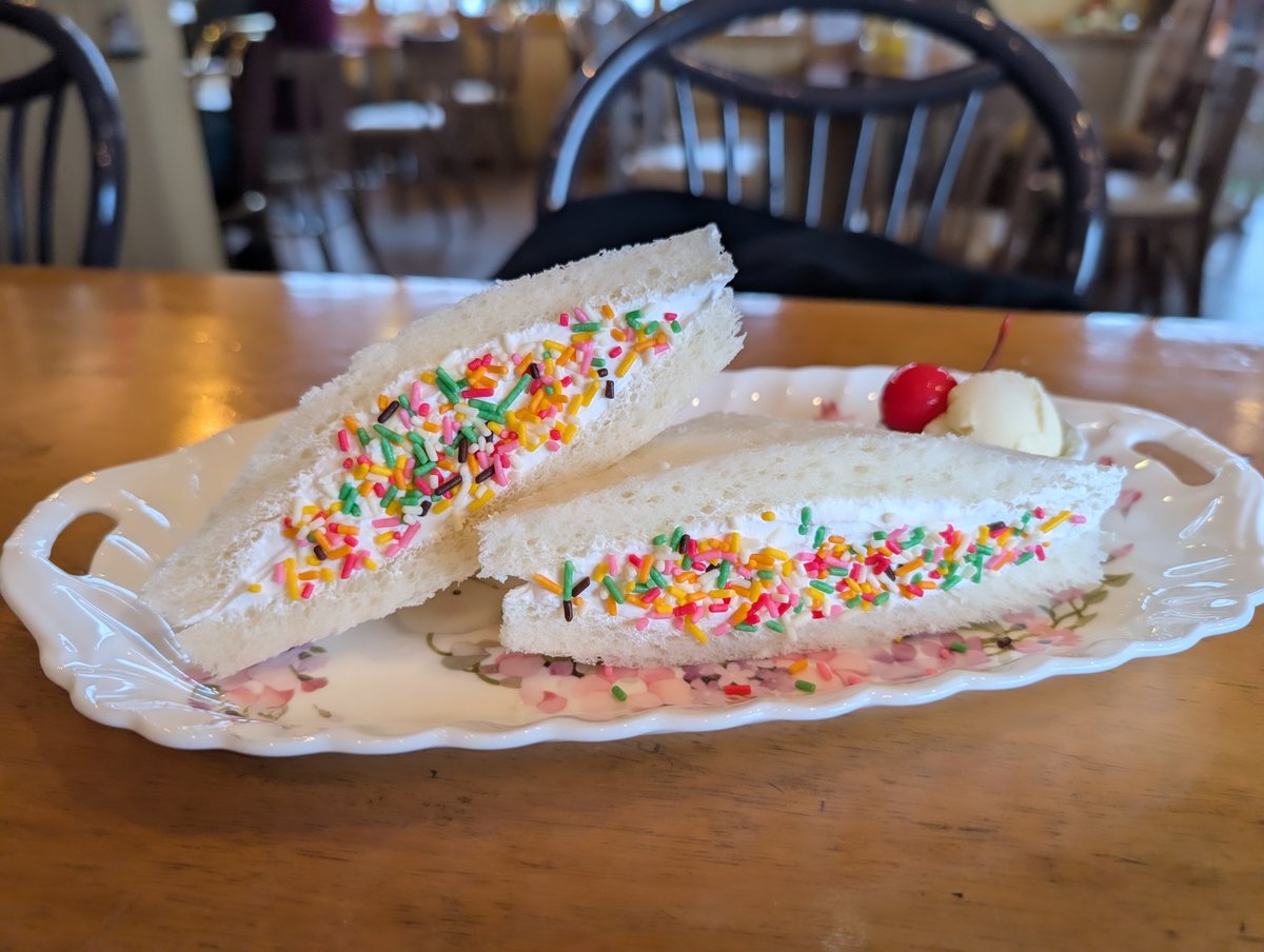 喫茶べんてん tweet media