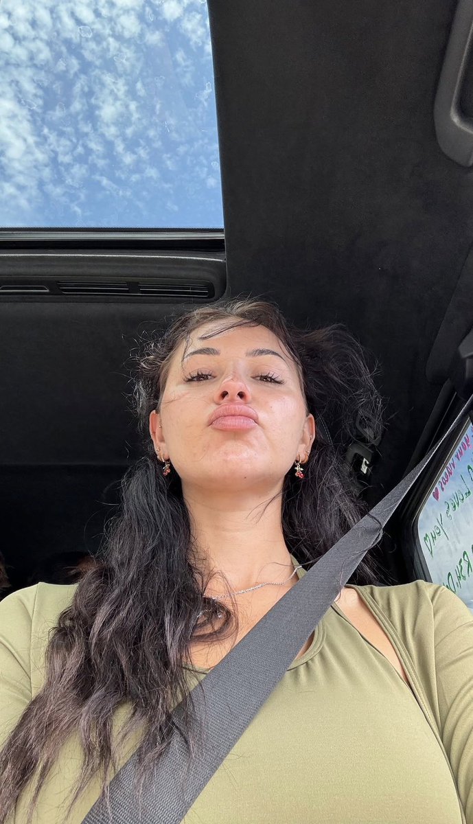 Pauline 🩵 tweet media