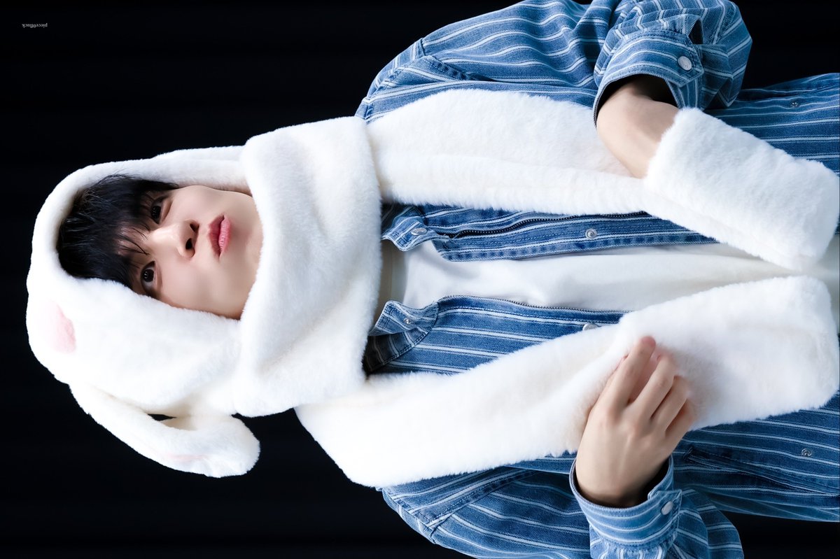 。。🍓 tweet media