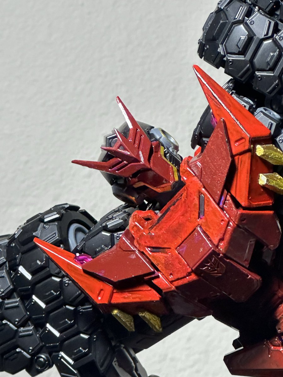 Annon_rose's tweet photo. Custom Shattered Glass Tarn 2.0 using Blokees Action Edition Tarn. 

#Transformers #Maccadam #Transformerscustoms #costom #toy
#Transformerssg #TransformersShatteredGlass #ShatteredGlass
#Tarn @BlokeesOfficial https://t.co/b5zTGB2BcK
