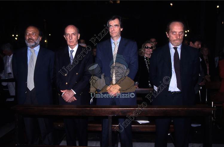 SergeantLevitt's tweet photo. ALL top bloodline world royal nobility thru-out the ages=BLUE EYES today &amp; in antiquity! 

L-R: Orsini-Maximus-Sforza, Colonna-Massimo Roman Papal Black Nobility family heads at the mother church of their Jesuit militia of the Vatican.

They're NOT us! See: Bible Nephilim hybrid. https://t.co/EWEcTEacg6